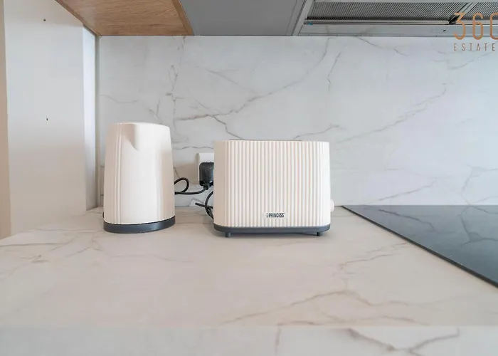 St Julians One Bedroom Walk Everywhere And Comfort